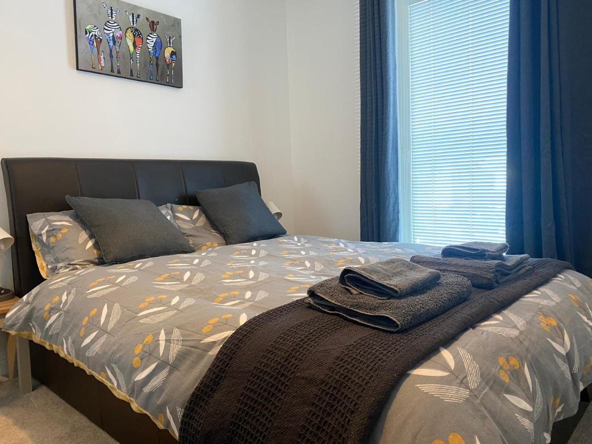 The Duplex Nairn- Spacious 3 Bedroom With Sunny Balcony المظهر الخارجي الصورة